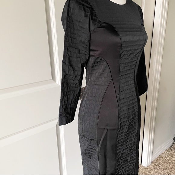 Hugo Boss Darling Embossed Black Sheath Dress - Picture 11 of 14